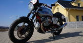 FOTO: Moto Guzzi V7 Racer