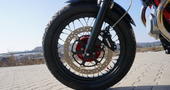 FOTO: Moto Guzzi V7 Racer