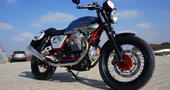 FOTO: Moto Guzzi V7 Racer